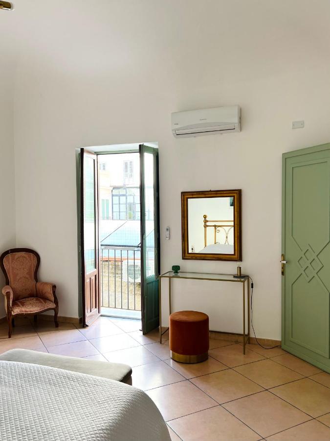 A Ballaro Apartments ปาแลร์โม ภายนอก รูปภาพ